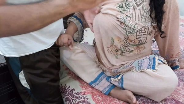 Desi Stepmom QueenbeautyQB Enjoys Hardcore Action with Step Son in Homemade HD - veryfreeporn.com on v0d.com