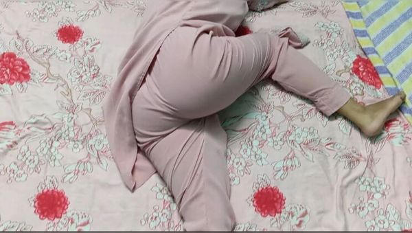 Desi Bhabhi Shampa Hot Threesome Sex with Couple - Blowjob and 69 Action - porntry.com - Britain on v0d.com