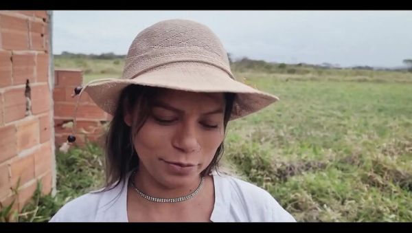 Amateur BBW MarieChell Doggy Style Fuck After Roadside Photo Shoot - porntry.com - Portugal on v0d.com