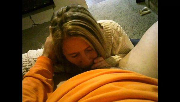 HeyitsJulia Hot Blonde MILF Deep Throat Blowjob & Cum Swallowing - veryfreeporn.com - Usa on v0d.com