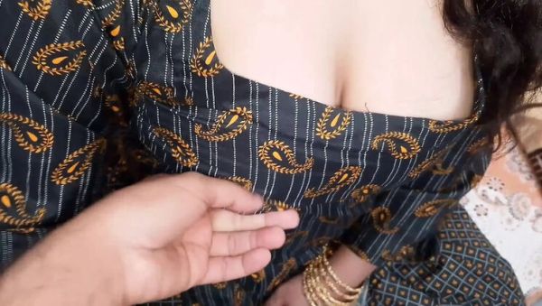 Desi Indian Stepmom Invites Me Over For Secret Sex While Friend Is Away - Homemade Creampie & Blowjob - veryfreeporn.com - India on v0d.com