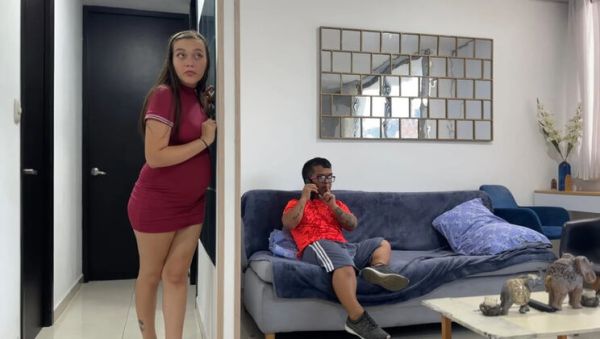 Julianaburning Big Ass Stepsister Gets Horny On Phone Call - Huge Cock Fuck - porntry.com - Venezuela - Spain - India on v0d.com
