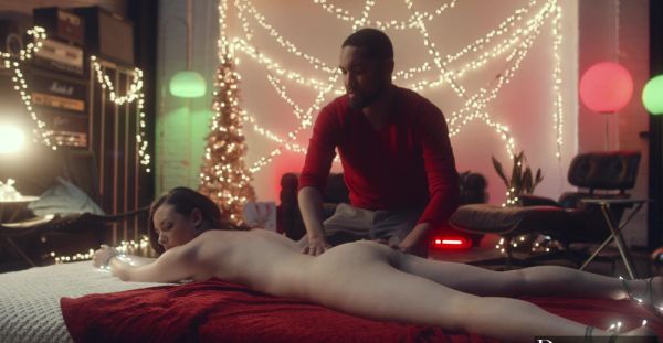 Mickey Mod surprises Casey Calvert with a romantic and intense christmas gift. - alphaporno.com on v0d.com