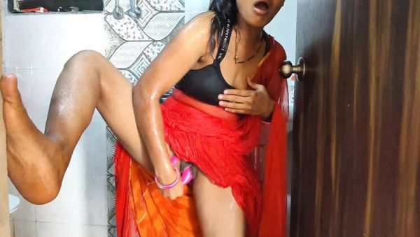 18 Year Old Indian Aunty Hot Fucking With Lush Toy - Blowjob & Creampie in Kitchen - veryfreeporn.com - India on v0d.com