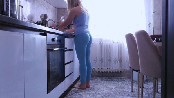 Stepbrother hard fucks teen stepsister in kitchen and creampies her tight pussy - porntry.com on v0d.com