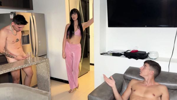 Naked Colombian Amateur Threesome with Yenifer CHP - Big Tits Blowjob on Balcony - veryfreeporn.com - Spain - Colombia on v0d.com