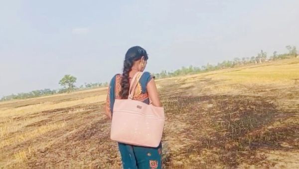 Desi Bhabhi RadhaDevi Pissing in Field Outdoor Hindi Webcam Masturbation - porntry.com - India on v0d.com