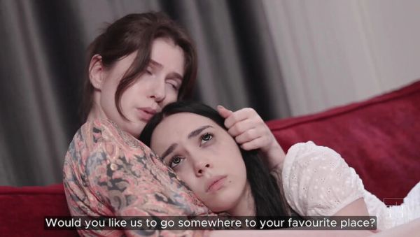 Hot Pearl Lesbian Breakup Healing - Teen Girls Fingering and Pussy Licking in 4K HD - porntry.com - Russia on v0d.com