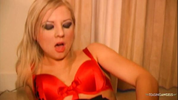 Wayne Scott-Fox Fills Naughty Blonde's Throat with Hot Cum in Stockings - veryfreeporn.com - Britain on v0d.com