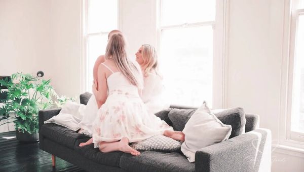 Sunshine Threesome with Charlie Forde, Laney Day & Felina Fox - Huge Tits Lesbian Fingering - xxxfiles.com on v0d.com