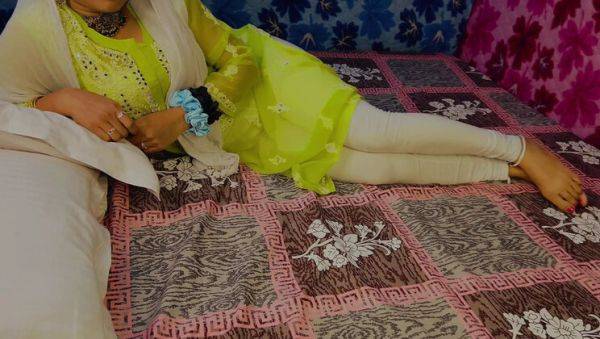 Indian Bahu Fucks Sasur in Private Room with Dirty Talk and Cum in Mouth - veryfreeporn.com - India on v0d.com