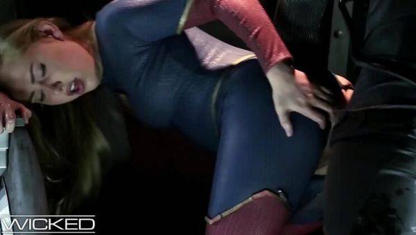 Supergirl Cosplay Seduces Braniac for Hardcore Anal Fuck - xxxfiles.com on v0d.com