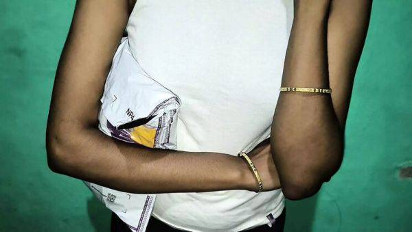 Tamil Delivery Girl Gets Hardcore Fuck by Customer - HD Hindi Audio - xxxfiles.com on v0d.com