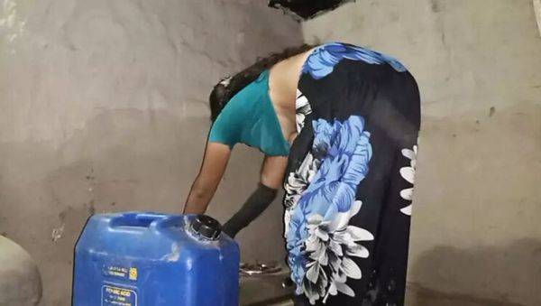 Desi Bhabhi Kaliya Gets Deeply Penetrated by Neighbor's Cock in Doggy Style - xxxfiles.com - India on v0d.com