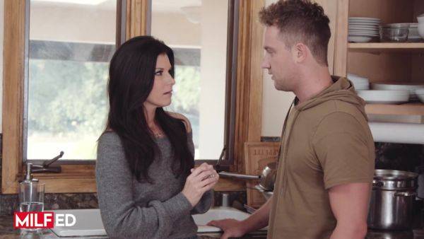 India Summer And Van Wylde In Brunette Milf Pulls Into The Bedroom And Rips Off Her Pants - upornia.com - India on v0d.com