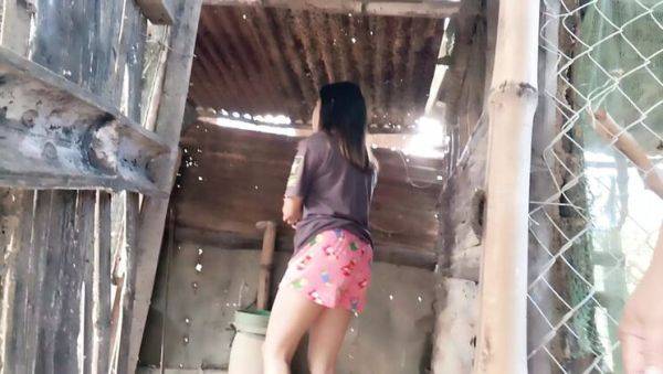 Pinay Teens Explore Abandoned House for Risky Public Sex Adventure - xxxfiles.com on v0d.com