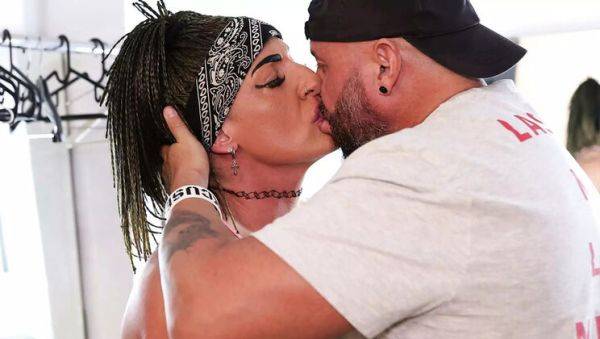 Danaxmuscles Fucks Photographer in Hot Anal Scene - Big Tits, Big Ass MILF Action - porntry.com - Spain on v0d.com