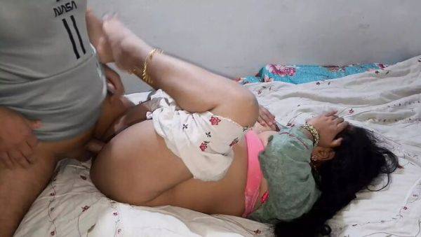 Indian Couple Romantic Hardcore Sex - Fast & Furious Morning Fuck - porntry.com - India on v0d.com