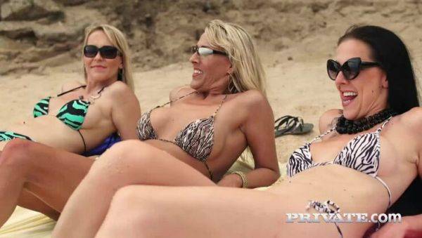 Milf Lana Vegas Takes a Mediterranean Fucking - veryfreeporn.com on v0d.com