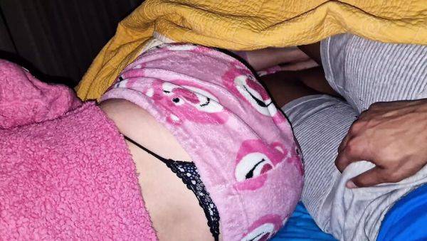 Hot Teen Carlalamamadora Cheats on Boyfriend with Best Friend - Big Tits, Thong, and Naughty Surprise - veryfreeporn.com - Spain on v0d.com