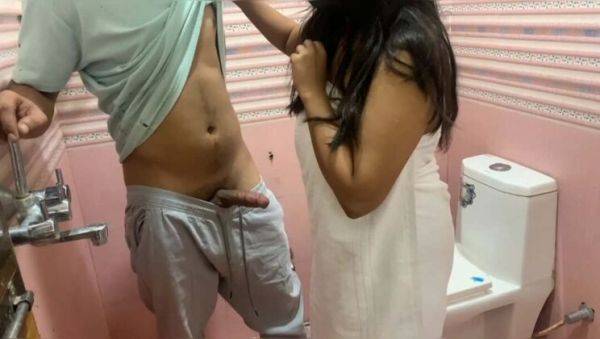 Lonely Girl Calls Plumber for Bathroom Sex with Shamir Sikandar - xxxfiles.com - India on v0d.com