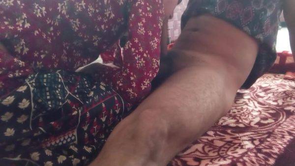 Beautiful Girl And Beautiful Sucking - Beautiful Girls - desi-porntube.com - India on v0d.com