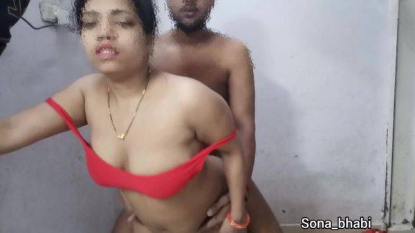 Hot Indian Desi Wife Fucked Hardcore In Standing Position. Indian Desi Hindi Bf Video With Hindi Sex - desi-porntube.com - India on v0d.com