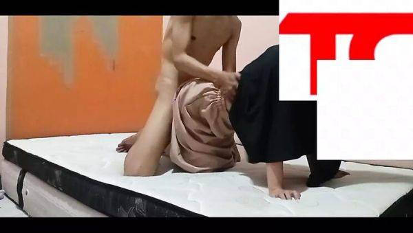 Ex-Girlfriend Surprise: Hot Hijab Indonesian Girl Invites Me to Her Boarding House for Creampie Fun - veryfreeporn.com - Indonesia on v0d.com