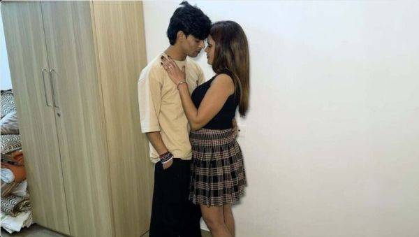 HD Hindi Audio: Bsolempusha Invites Glepaman for a Hot House Session - veryfreeporn.com on v0d.com