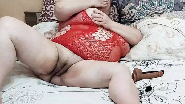 Big Ass Hairy Pussy MILF Uses Vibrator for Intense Masturbation - veryfreeporn.com - Russia on v0d.com