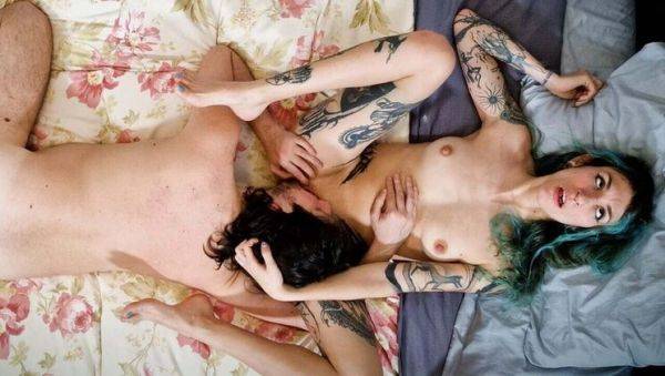 Real Amateur Homemade - Horny Alternative Girl Fucking with Beautiful Feet - Full HD Video - xxxfiles.com - Italy on v0d.com