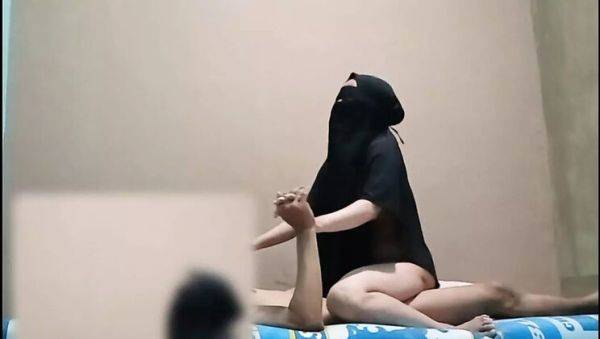 Hot Hijab Neighbor Swaying in Homemade Sex with Creampie - xxxfiles.com - Indonesia on v0d.com