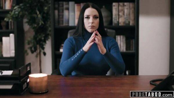 Lesbian Therapist Angela White Corrupts Patients with Bait & Switch Sex - veryfreeporn.com on v0d.com