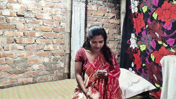 Desi New Wife Rukia Hot Homemade Sex Video with Devar in HD - xxxfiles.com - India on v0d.com