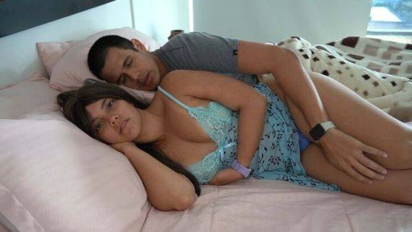 Stepmom Seduces Stepson in Lingerie - Hindi HD Sex Story - veryfreeporn.com on v0d.com