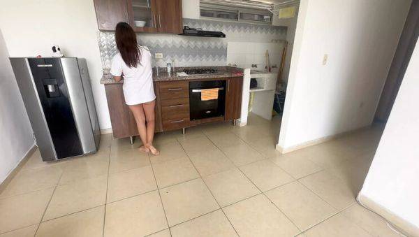 Hot Venezuelan Stepsister Begs for Doggy Style While Washing Dishes - Brianasexx - porntry.com - Venezuela on v0d.com