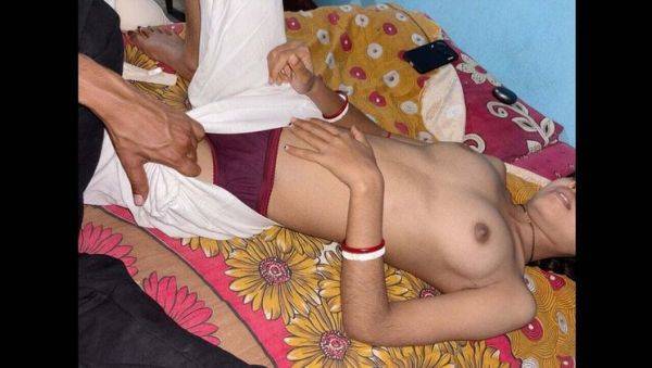 Desi Village Girl Tight Pussy Fuck - First Time Hardcore Sex with Indian Teen - veryfreeporn.com - India on v0d.com