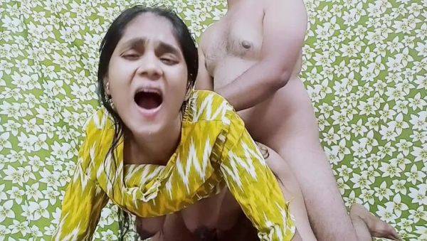 All Natural Desi Bhabhi Fucked Hard in Doggy Style Position - veryfreeporn.com - India on v0d.com