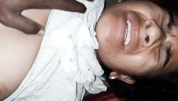 Village Girl Offers All Positions - Wet Pussy Creampie Fuck with 18-Year-Old Indian Teen - veryfreeporn.com - India on v0d.com