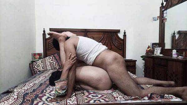 Horny Pathan Girl with Big Ass Fucks Herself with Cucumber in Pussy and Ass - Desi Homemade - porntry.com - India - Pakistan on v0d.com