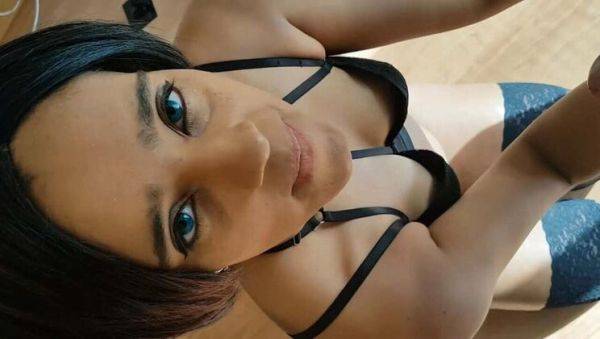 BlackSwan Gives Insane Blowjob During Gym Training - Huge Facial Cumshot - xxxfiles.com - Spain on v0d.com