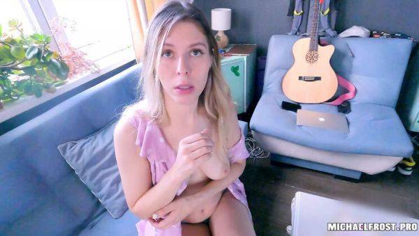 Neighbor Girl Gets Hard Dick After Losing Her Keys - Amateur Blowjob & Cumshot - veryfreeporn.com - Russia on v0d.com
