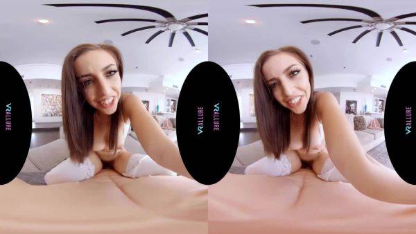 Gorgeous Brunette With Great Natural Tits Fucks Her - Virtual Reality And Spencer Bradley - videohdzog.com on v0d.com
