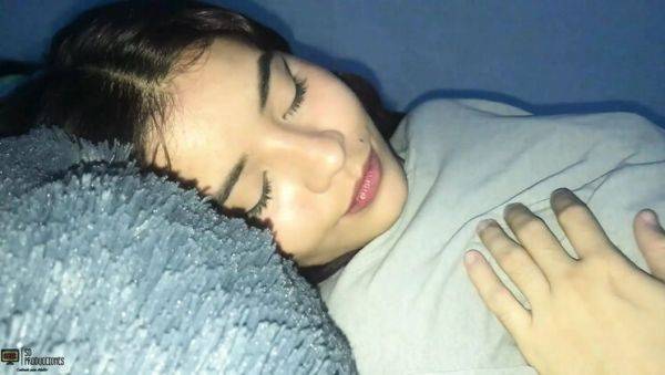 Stepbrother Caught Stepsister Alone and Things Got Hot - Venezuelan Amateur Sex - xxxfiles.com - Venezuela - India on v0d.com