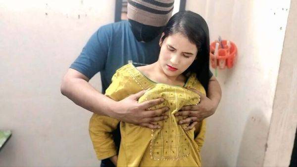 Step Brother Fucks Desi Sister - Rough Sex with Tight Pussy and Dirty Talk - veryfreeporn.com - India on v0d.com