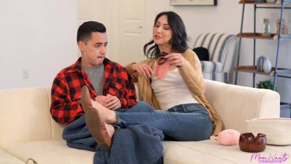 Isabel Love - Keep Your Cum Warm - videomanysex.com on v0d.com