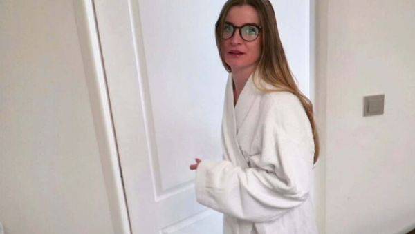 Stepmom Melissa Annaliya Cheats on Husband with Stepson in Hotel Room - Deep Throat & Cumshot - xxxfiles.com on v0d.com