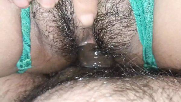Desi Indian Kavita Bhabhi Cheats on Husband with Brother-in-Law in Hot Homemade Sex - veryfreeporn.com - India on v0d.com