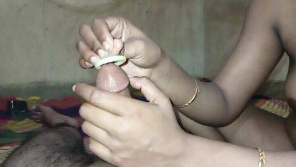 Desi Condom Fuck: Bangladeshi Wife & Bhabhi in Hot Homemade Gang Bang - xxxfiles.com - India on v0d.com
