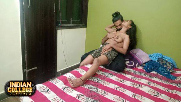 Hindi Sex In Juicy 18 Year Old Skinny Desi Girlfriend Fucked By Indian Hunk - desi-porntube.com - India on v0d.com